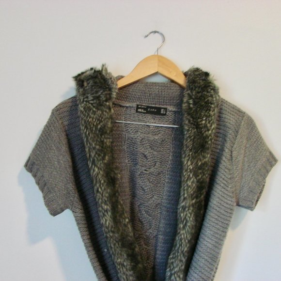 Zara Gray Cardigan with Faux Fur Trim - Picture 2 of 16